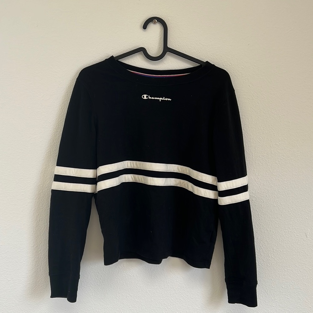 Champion long sleeve shirt